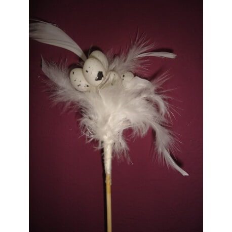 HUEVOS CON PLUMAS BLANCA X 12 UNIDADES